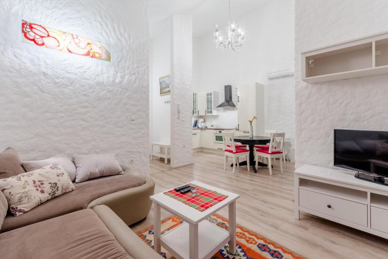 Apartments Villa Kameja Donji Okrug  Room photo